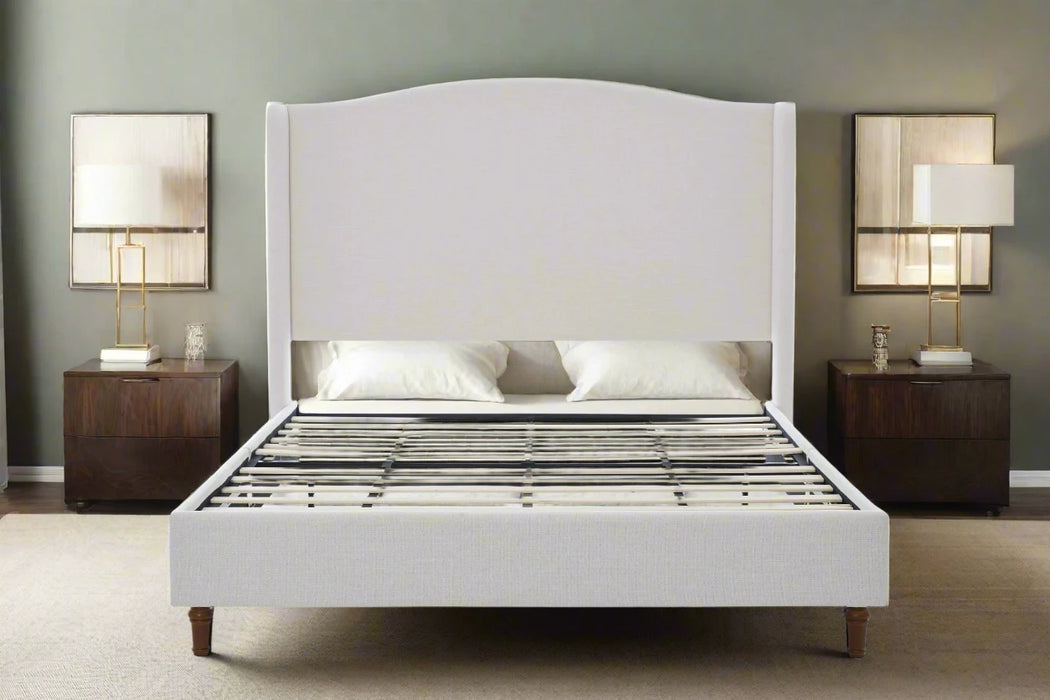 Hannah - Cama tapizada King color Beige con respaldo alto