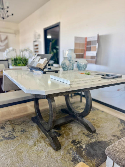 Mesa Cuadrada de Fabricación con cubierta de Cuarzo Pedestal de Encino Solido