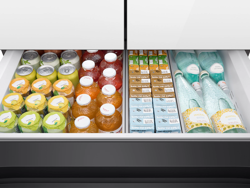 Refrigerador Samsung con paneles blancos